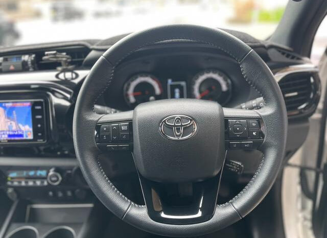 Toyota Hilux (Reserved) full