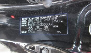 Toyota Yaris Cross full