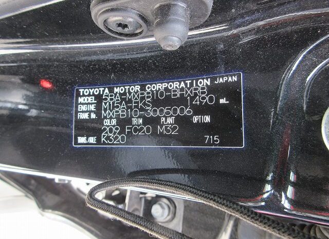 Toyota Yaris Cross full