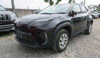 Toyota Yaris Cross full