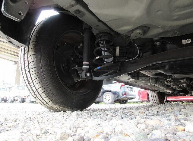 Toyota Yaris Cross full
