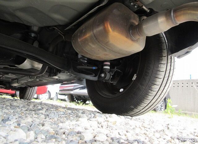 Toyota Yaris Cross full