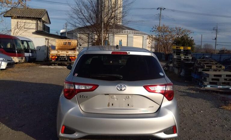 Toyota Vitz full