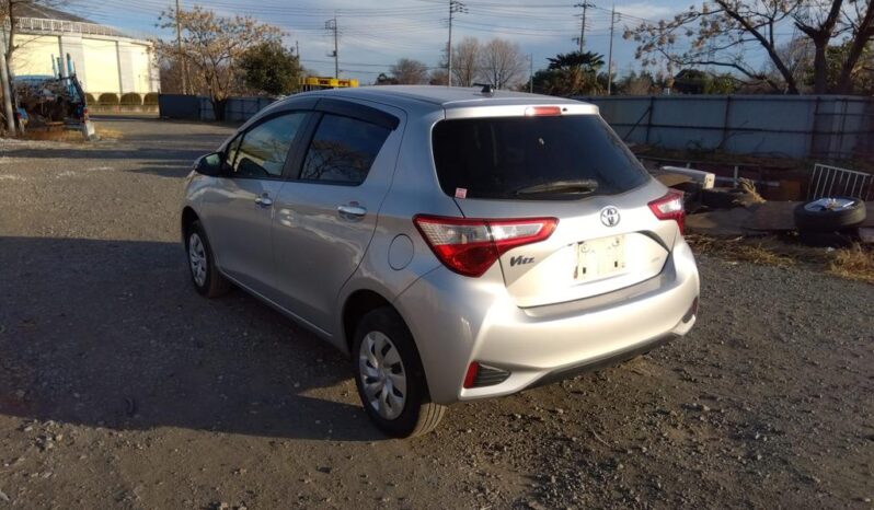 Toyota Vitz full