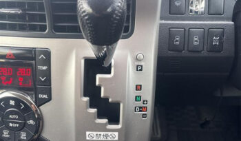 Toyota Noah (Reserved) full
