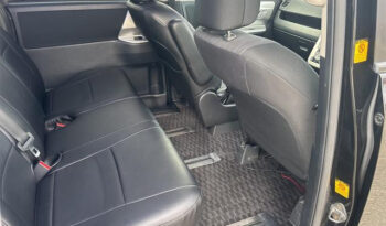 Toyota Noah (Reserved) full