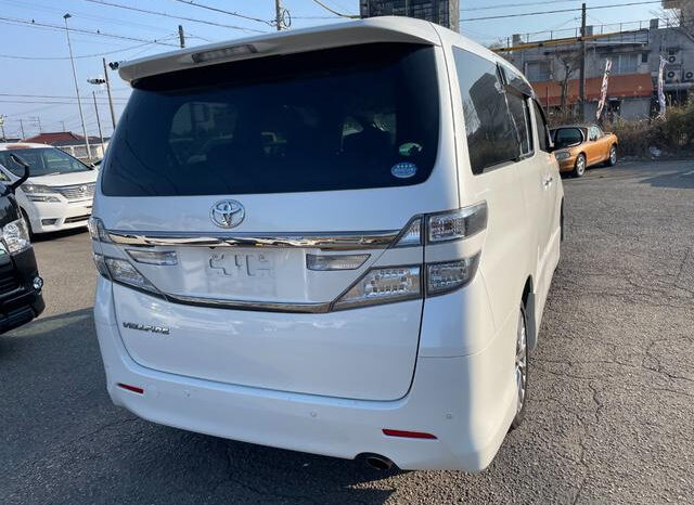 Toyota Vellfire (Reserved) full