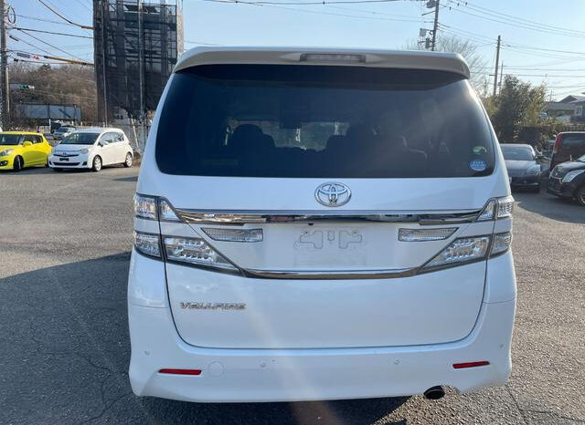 Toyota Vellfire (Reserved) full