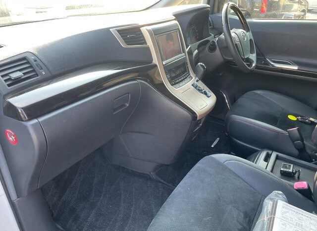 Toyota Vellfire (Reserved) full