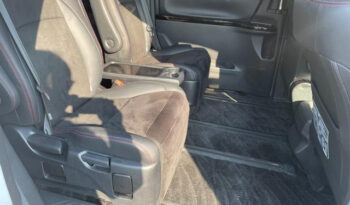 Toyota Vellfire (Reserved) full