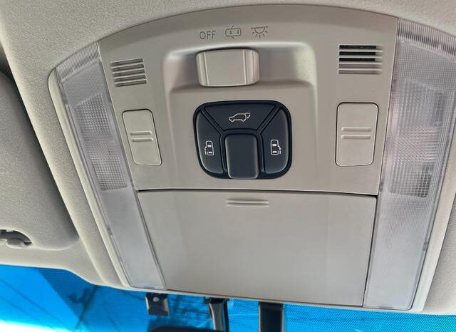 Toyota Vellfire (Reserved) full