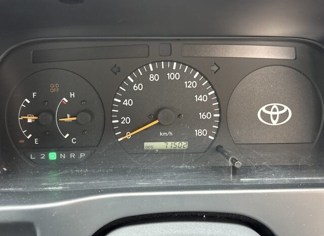 Toyota Hiace (Reserved) full