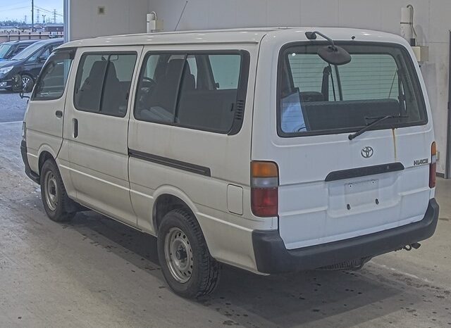 Toyota Hiace (Reserved) full