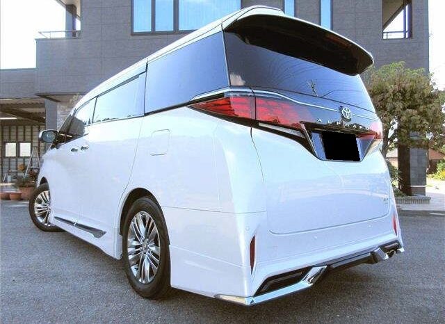 Toyota Alphard full