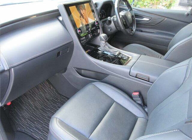 Toyota Alphard full
