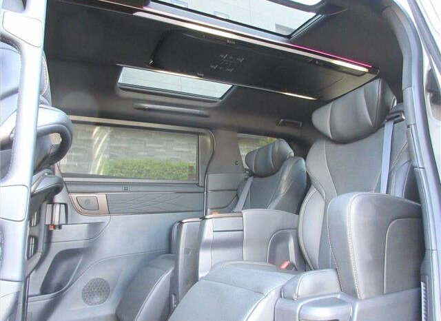 Toyota Alphard full