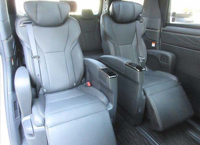 Toyota Alphard full